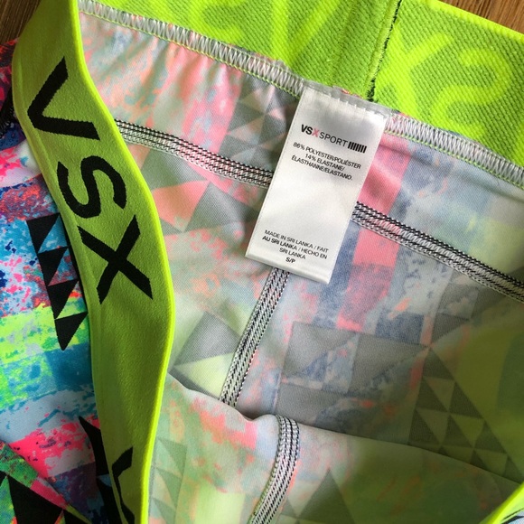 Victoria’s Secret work out set - Picture 6 of 7